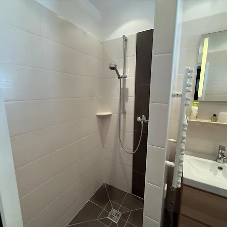 Benzia Apartament Marina